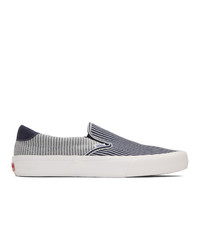 dunkelblaue und weiße horizontal gestreifte Slip-On Sneakers aus Segeltuch