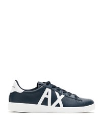 dunkelblaue und weiße Leder niedrige Sneakers von Armani Exchange