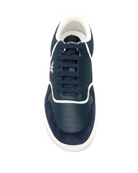 dunkelblaue und weiße Leder niedrige Sneakers von Emporio Armani