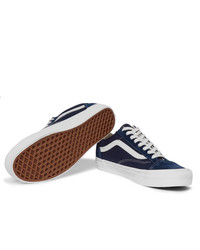 dunkelblaue und weiße niedrige Sneakers von Vans