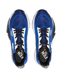 dunkelblaue und weiße Sportschuhe von Fendi