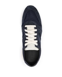 dunkelblaue und weiße Sportschuhe von Fear Of God