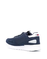 dunkelblaue und weiße Sportschuhe von Tommy Jeans