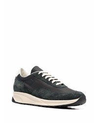 dunkelblaue und weiße Sportschuhe von Common Projects