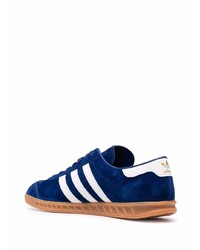 dunkelblaue und weiße Wildleder niedrige Sneakers von adidas