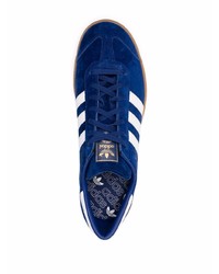 dunkelblaue und weiße Wildleder niedrige Sneakers von adidas