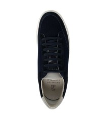dunkelblaue und weiße Wildleder niedrige Sneakers von Brunello Cucinelli