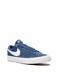 dunkelblaue und weiße Wildleder niedrige Sneakers von Nike