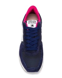 dunkelblaue Wildleder niedrige Sneakers mit Sternenmuster von atlantic stars