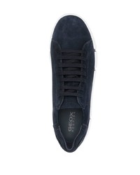 dunkelblaue Wildleder niedrige Sneakers von Geox