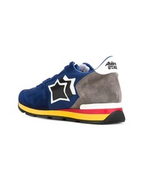 dunkelblaue Wildleder niedrige Sneakers von atlantic stars