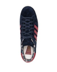 dunkelblaue Wildleder niedrige Sneakers von adidas