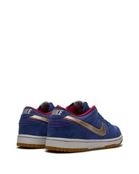 dunkelblaue Wildleder niedrige Sneakers von Nike