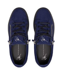 dunkelblaue Wildleder niedrige Sneakers von Giuseppe Zanotti