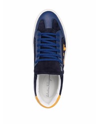 dunkelblaue Wildleder niedrige Sneakers von Salvatore Ferragamo