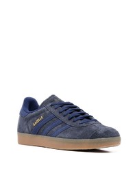 dunkelblaue Wildleder niedrige Sneakers von adidas