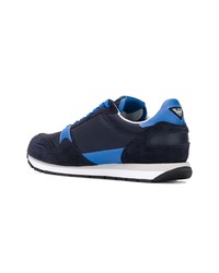 dunkelblaue Wildleder niedrige Sneakers von Emporio Armani