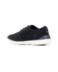 dunkelblaue Wildleder niedrige Sneakers von Tommy Hilfiger