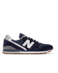 dunkelblaue Wildleder niedrige Sneakers von New Balance