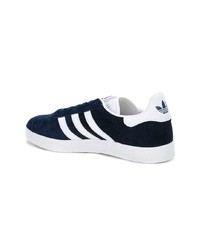 dunkelblaue Wildleder niedrige Sneakers von adidas