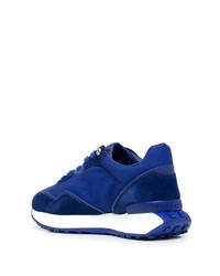 dunkelblaue Wildleder niedrige Sneakers von Givenchy