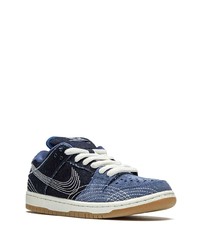 dunkelblaue Wildleder niedrige Sneakers von Nike