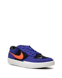 dunkelblaue Wildleder niedrige Sneakers von Nike