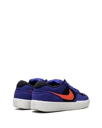 dunkelblaue Wildleder niedrige Sneakers von Nike