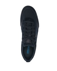 dunkelblaue Wildleder niedrige Sneakers von Geox