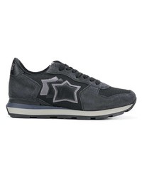 dunkelblaue Wildleder niedrige Sneakers von atlantic stars