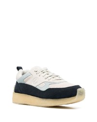 dunkelblaue Wildleder niedrige Sneakers von Clarks