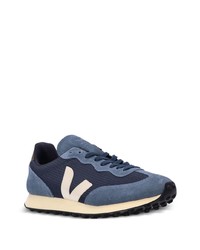 dunkelblaue Wildleder niedrige Sneakers von Veja