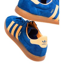 dunkelblaue Wildleder niedrige Sneakers von adidas