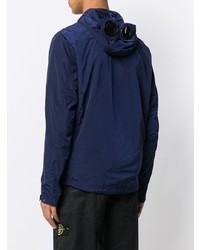 dunkelblaue Windjacke von CP Company