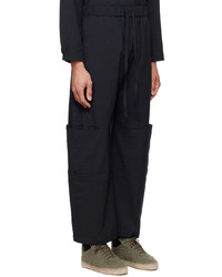 dunkelblaue Wollchinohose von SAGE NATION