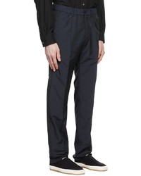 dunkelblaue Wollchinohose von Ring Jacket