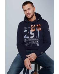 dunkelblauer bedruckter Pullover mit einem Kapuze von Camp David