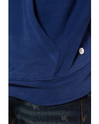 dunkelblauer bedruckter Pullover mit einem Kapuze von JP1880
