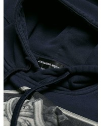 dunkelblauer bedruckter Pullover mit einem Kapuze von Alexander McQueen