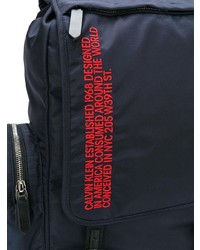 dunkelblauer bedruckter Rucksack von Calvin Klein 205W39nyc