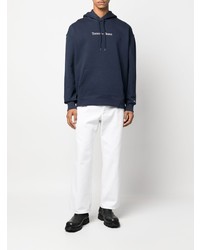 dunkelblauer bestickter Pullover mit einem Kapuze von Tommy Jeans