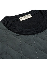 dunkelblauer gesteppter Pullover mit einem Rundhalsausschnitt von Balenciaga