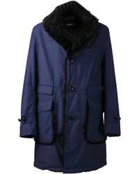 dunkelblauer Mantel mit einem Pelzkragen von Engineered Garments