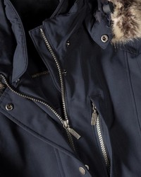 dunkelblauer Parka von Barbour