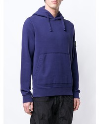 dunkelblauer Pullover mit einem Kapuze von Stone Island