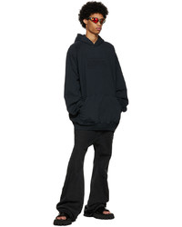 dunkelblauer Pullover mit einem Kapuze von Balenciaga