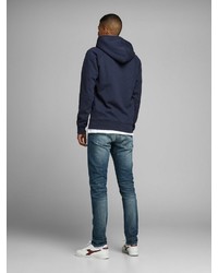 dunkelblauer Pullover mit einem Kapuze von Jack & Jones