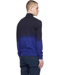 dunkelblauer Pullover mit einem Reißverschluss am Kragen von BOSS
