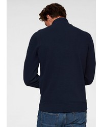 dunkelblauer Pullover mit einem Reißverschluss am Kragen von Lacoste