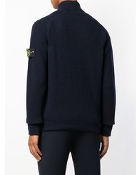 dunkelblauer Pullover mit einem Reißverschluß von Stone Island